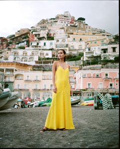 MG-Lifestyle-Lainara-Araujo-Le-Sireneuse-Mara-Hoffman-Positano.jpg