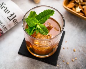 Bourbon and Tea Cocktail-1.jpg