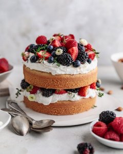 layered-almond-cake-with-berries-MAIN.jpg