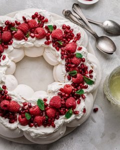 pavlova-wreath-15.jpg