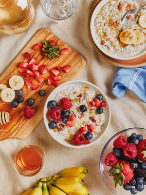 HealthyBreakfast_Oatmeal-Chia-Fruits_Nitya-Jain_Cielito-Vivas_July-2023copy.jpg