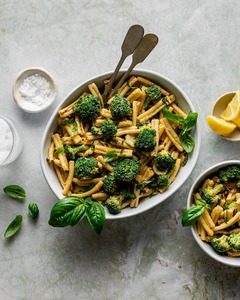 Tahini_Pasta_With_Broccoli-16.jpg