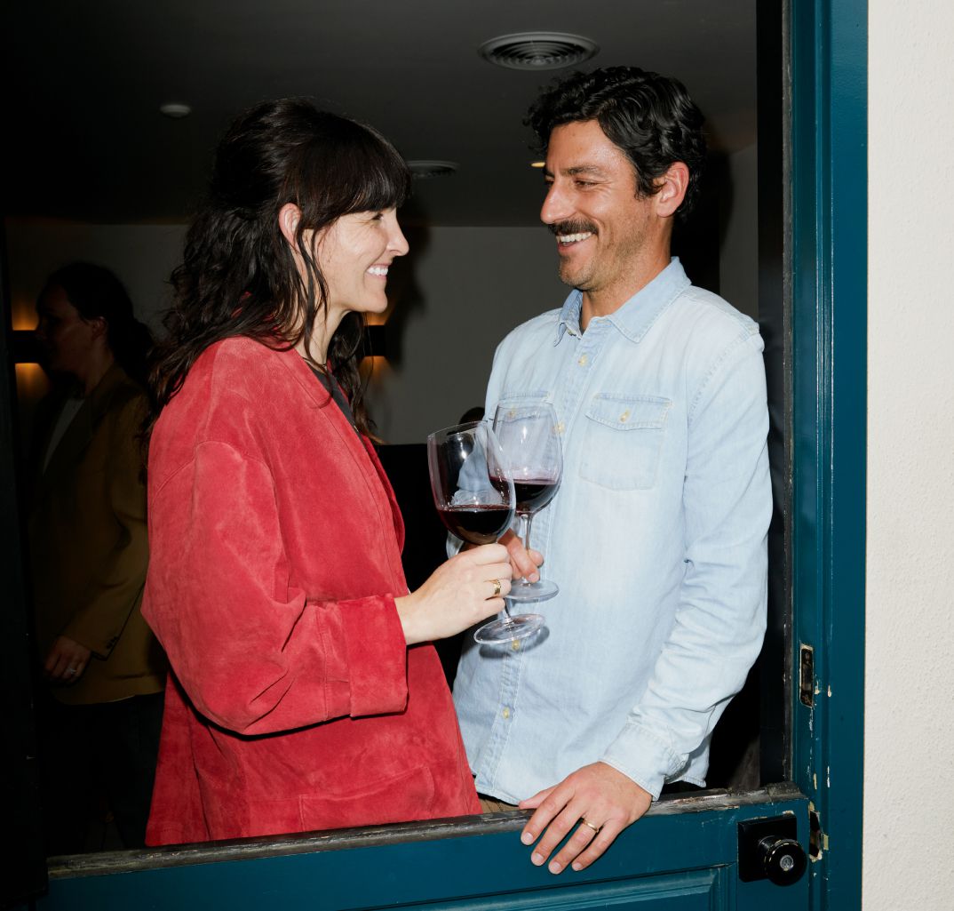 Photo of Alissa and Anthony, owners of Stationæry