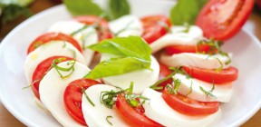 caprese di bufala campana dop.