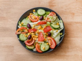 großer gemischter salat