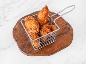 6 er  chicken wings mit 1 sauce