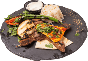 shish lahme mit pommes