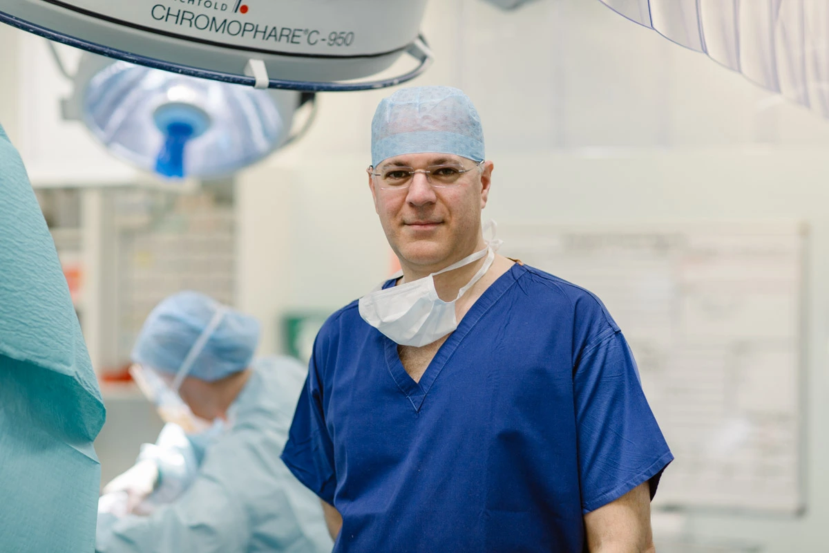 What’s the Best Knee Replacement: Standard, Robotic, or Custom-Made?