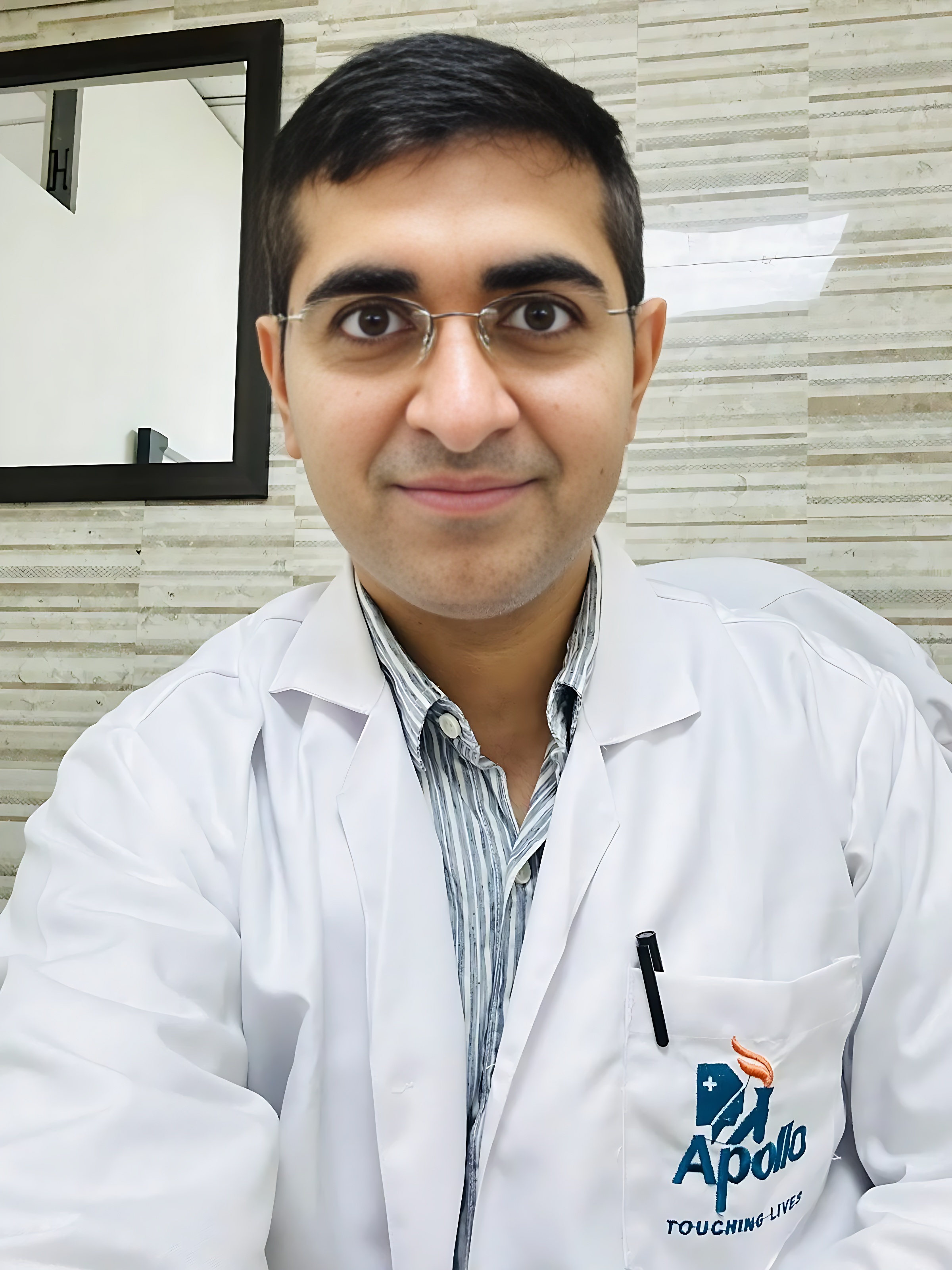 Dr. Manish Chhabra