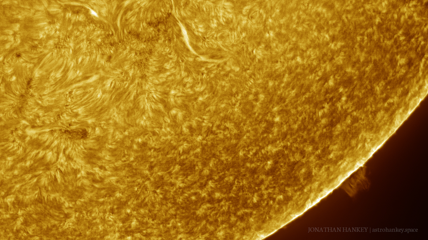 Sun in h-alpha