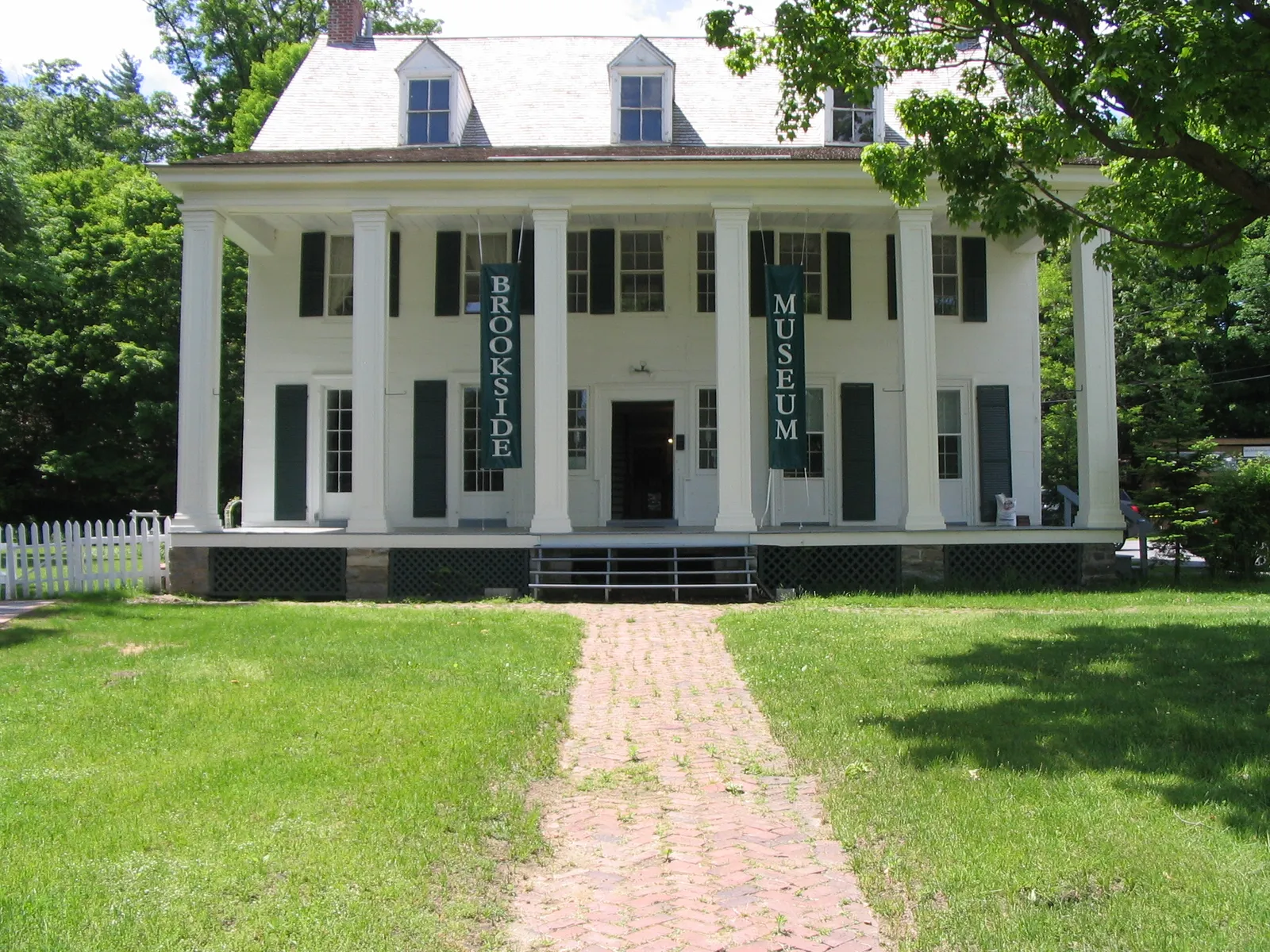 Brookside Museum gallery image 1