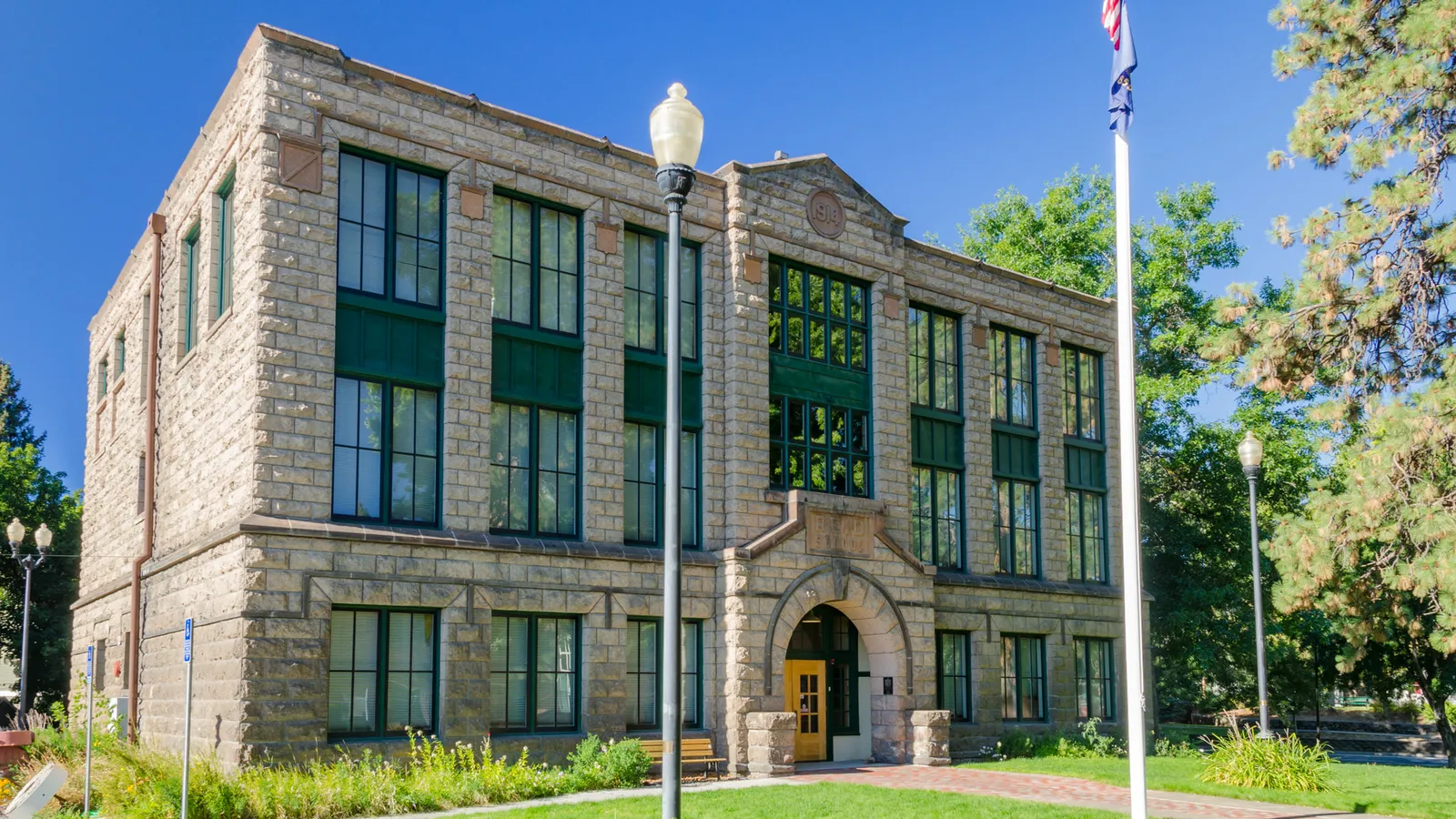 Deschutes Historical Museum — hero image