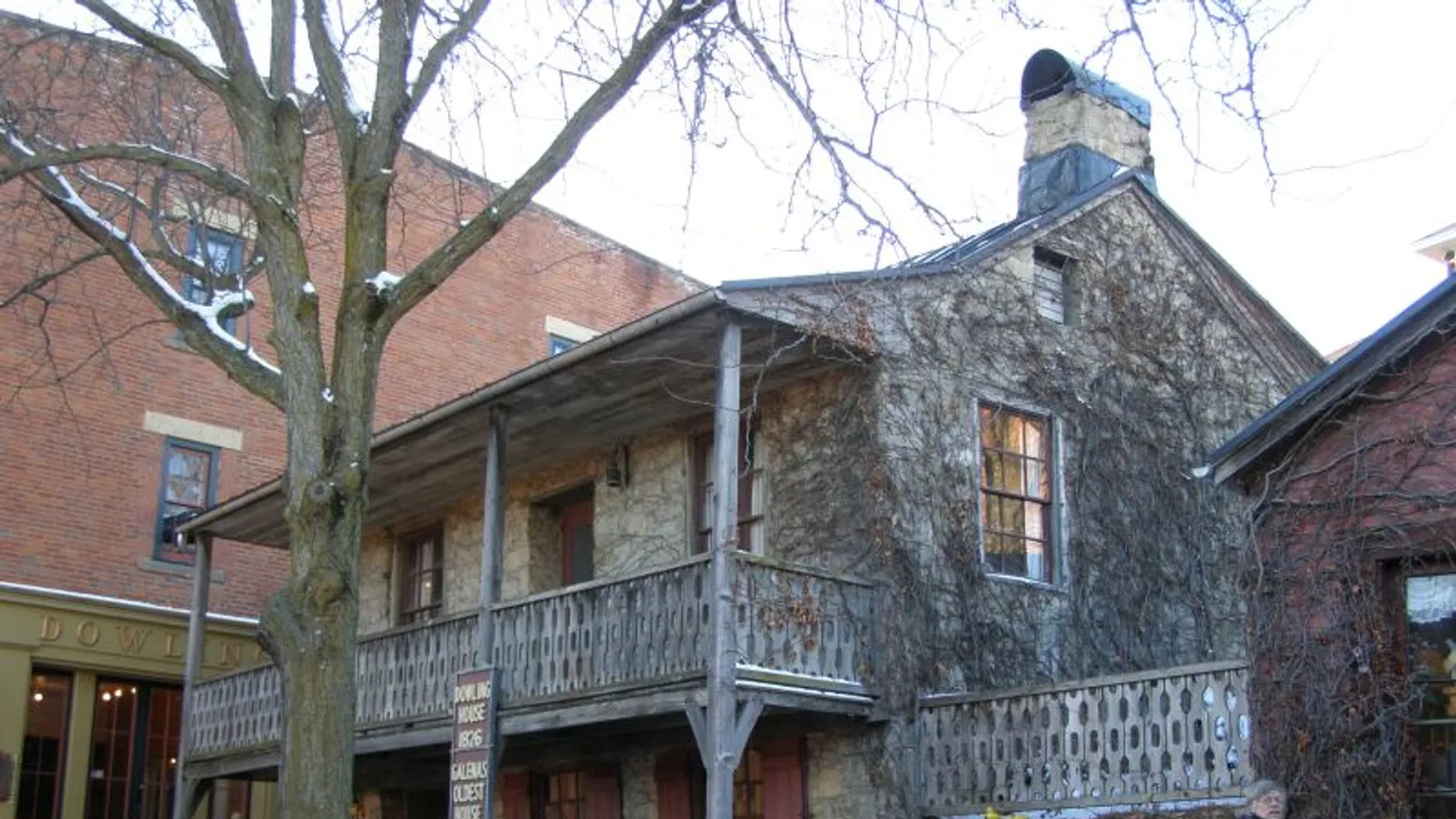 Dowling House — hero image