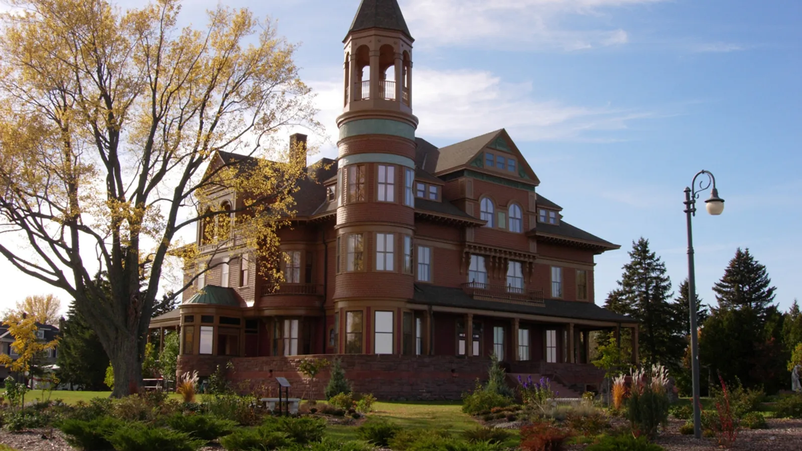 Fairlawn Mansion — hero image