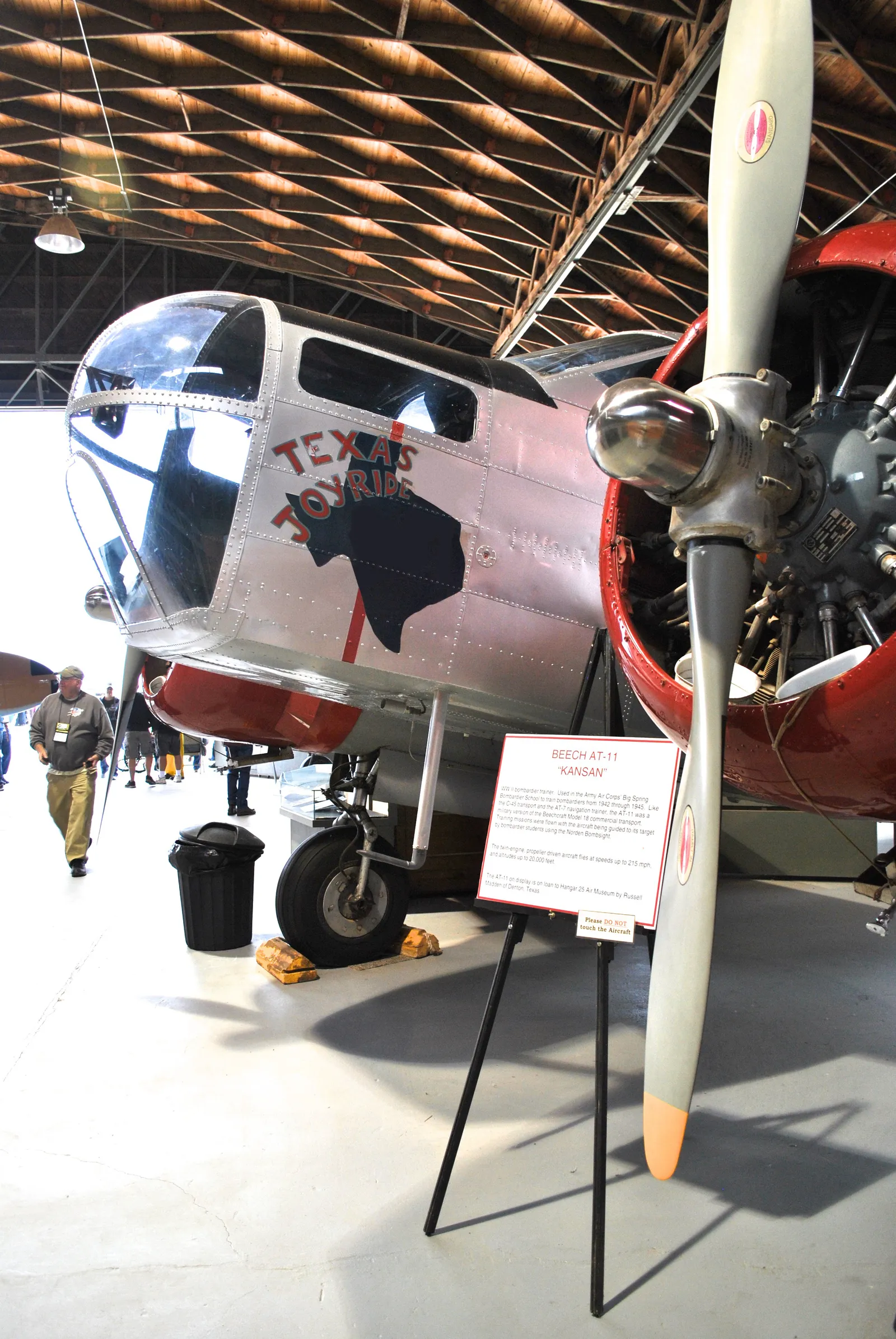 Hangar 25 Air Museum gallery image 1