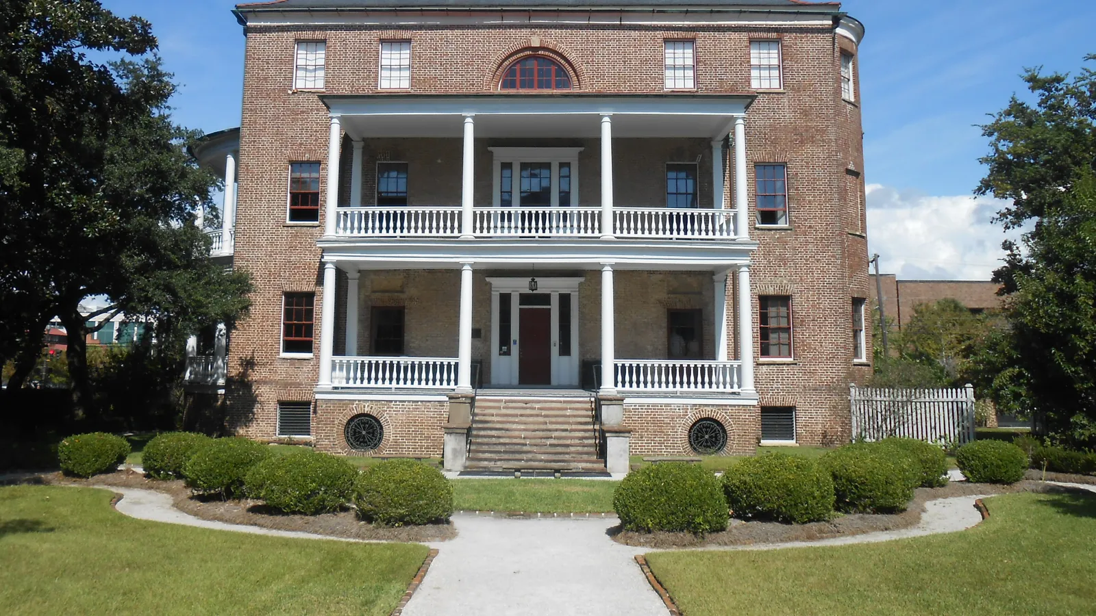 Joseph Manigault House — hero image