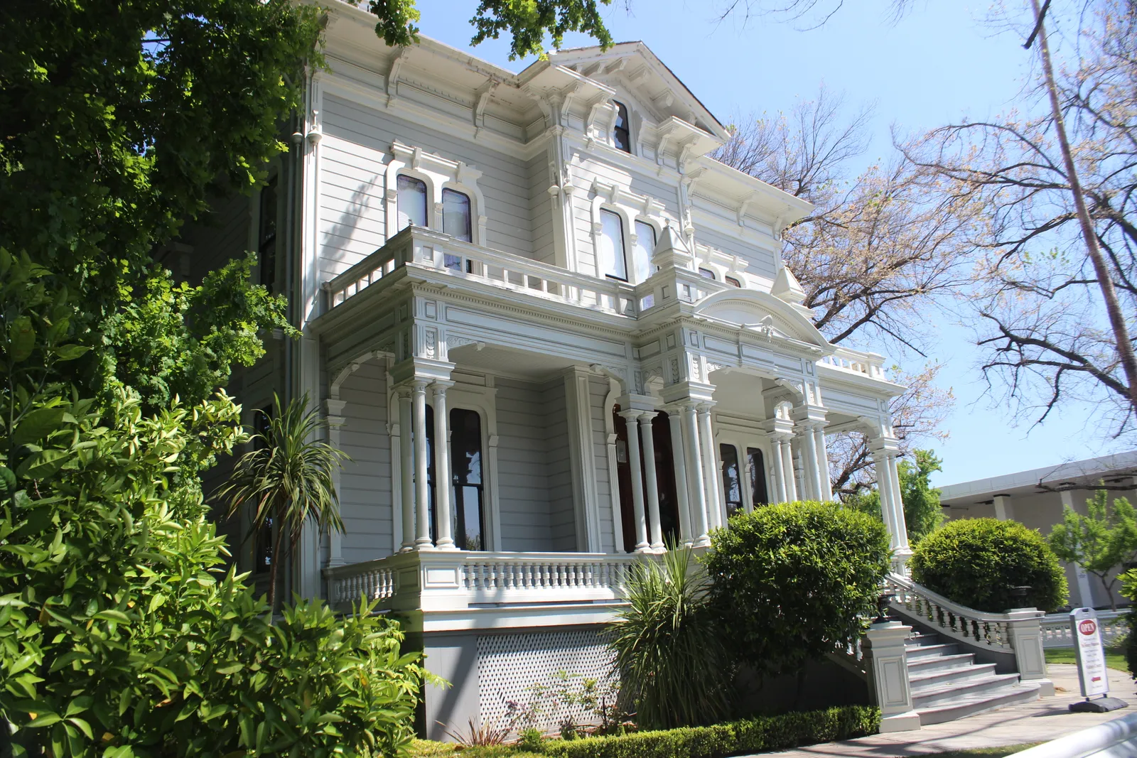 McHenry Mansion — photo 1