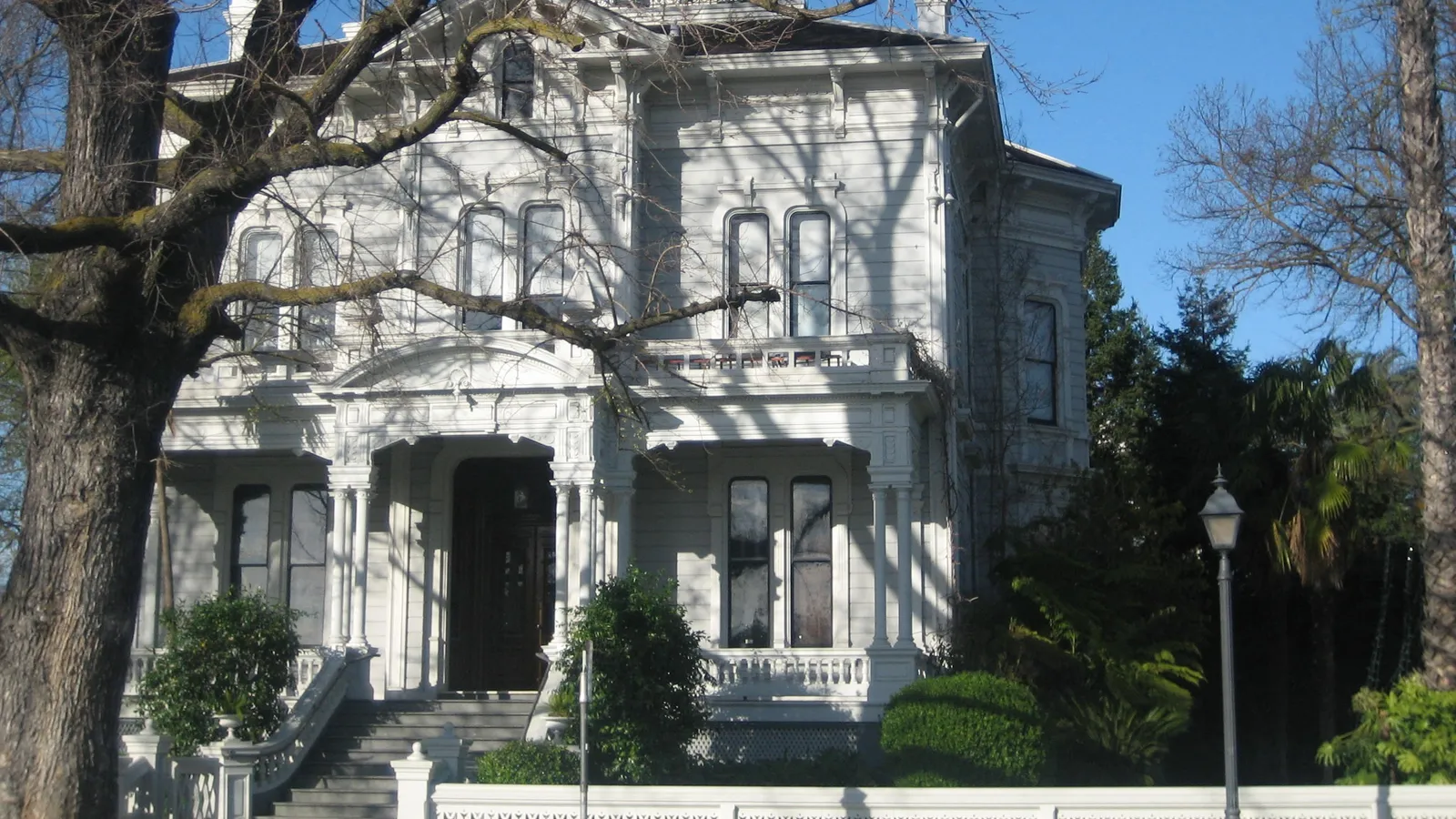 McHenry Mansion — hero image