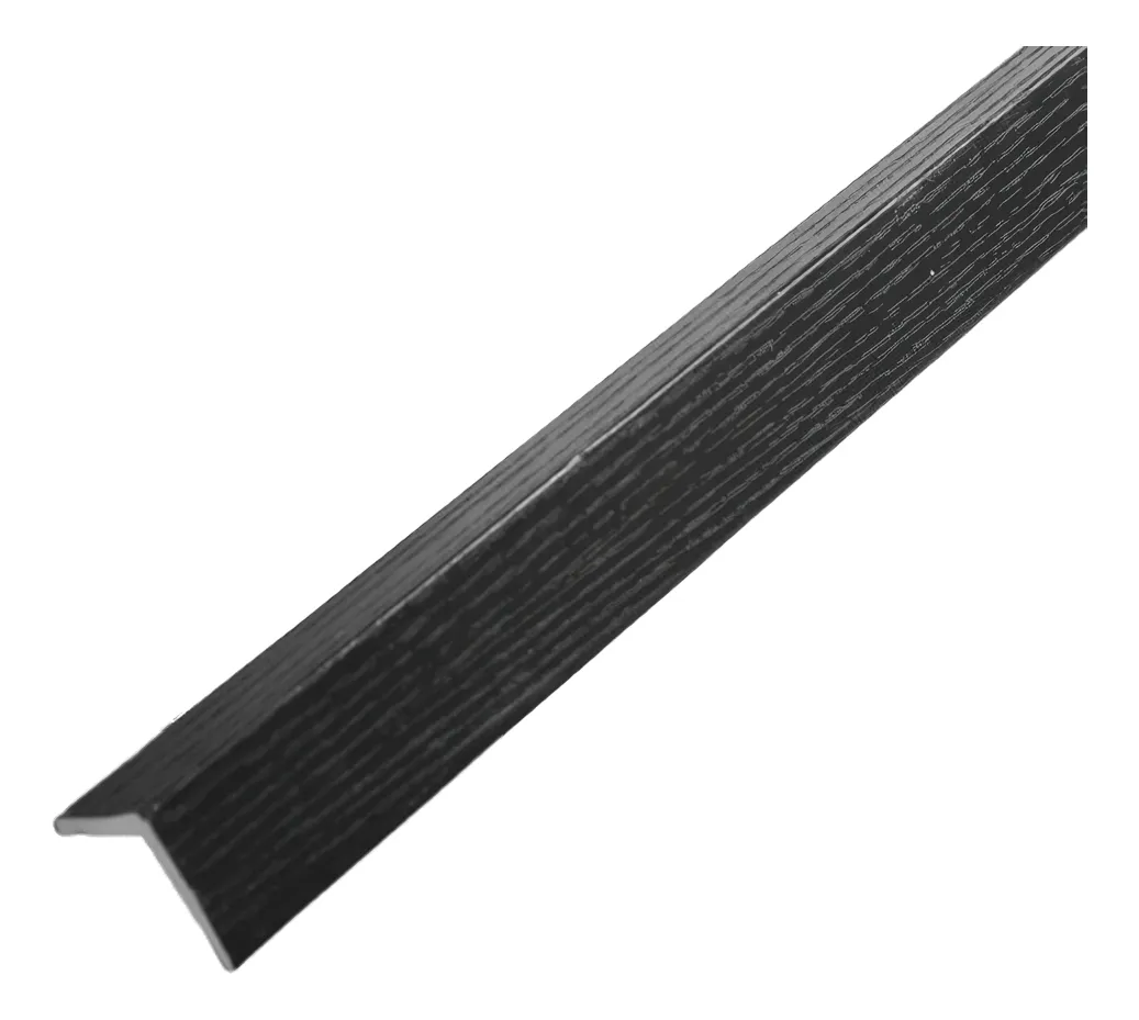 ESQUINERO P/LAMBRIN NEGRO (3 CMS X2.90 MTS)