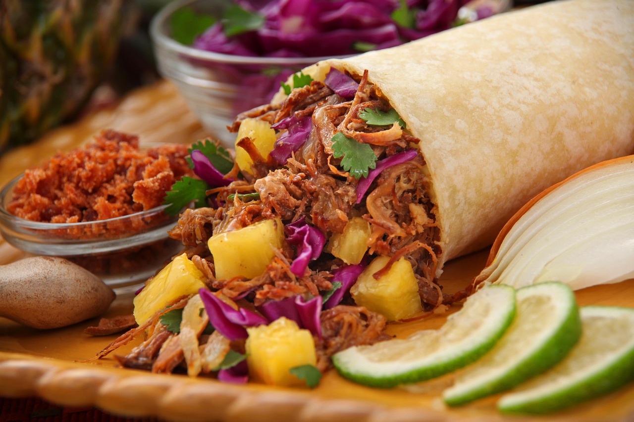 grilled-pineapple-pork-burrito-2944562-1280.jpg