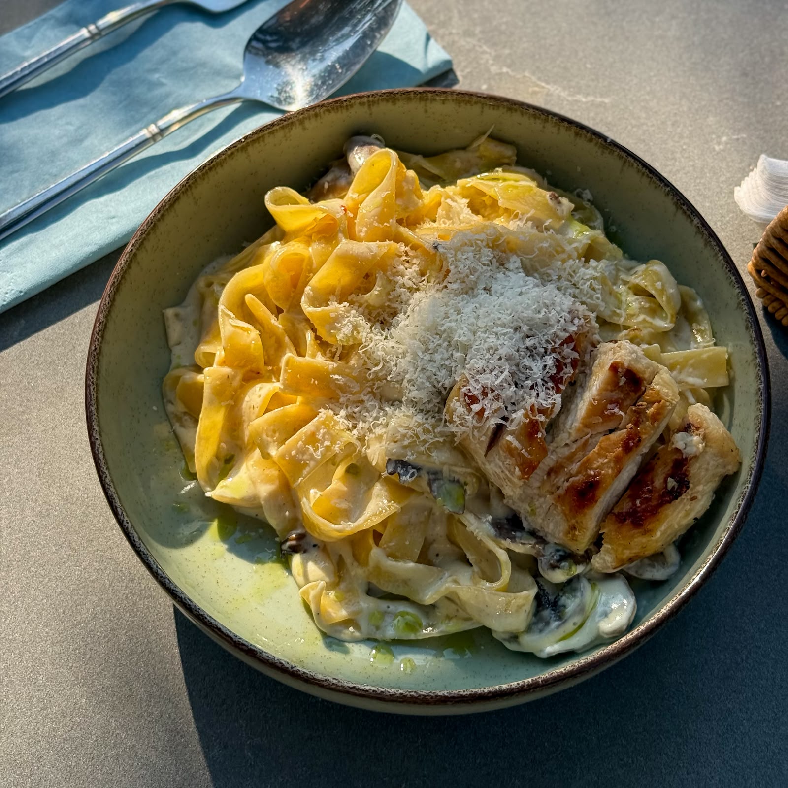 PESTO FETTUCCINE