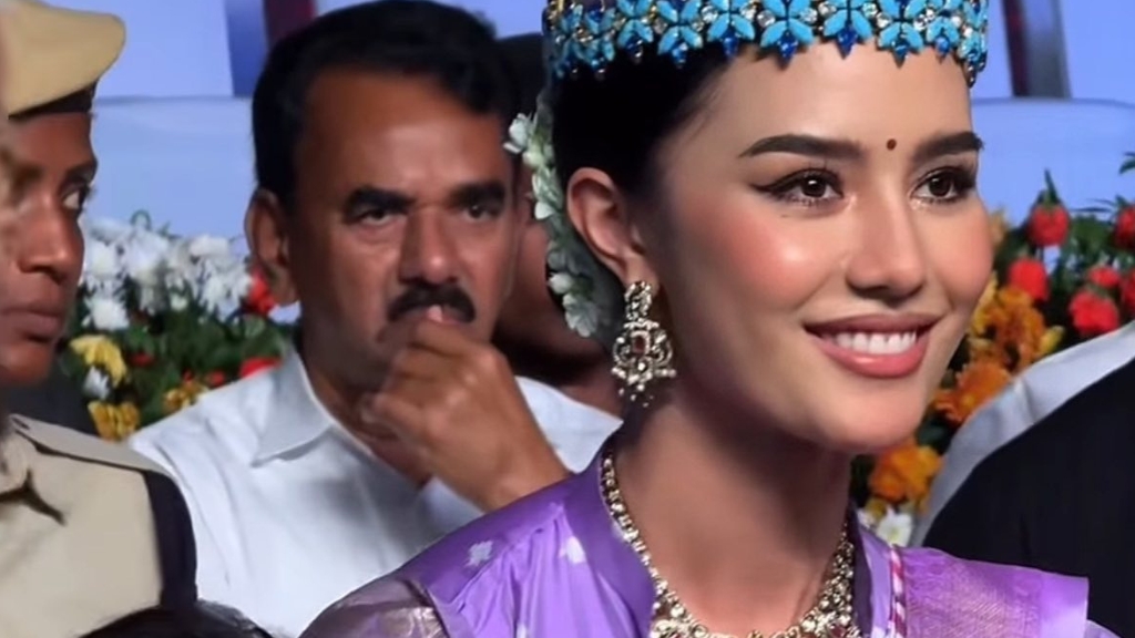 โอปอล์ สุชาตา ร่วมบันทึกสถิติบถุกัมมะใหญ่ที่สุดในโลก กับประชาชนชาวเตลังคานา ประเทศอินเดีย