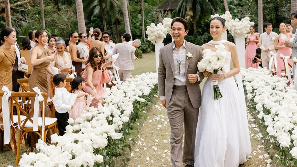 อเล็กซ์ เรนเดลล์ ควงแขน เจนนี่ จัดงานฉลองวิวาห์อีกครั้งริมทะเลอ่าวนาง จ.กระบี่