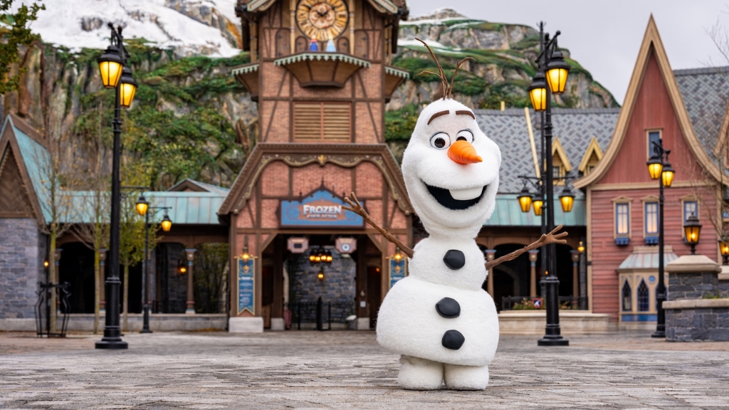 Disney Imagineering เผยโฉมหุ่นยนต์ Olaf สุดสมจริง ขยับ ทักทาย และแสดงอารมณ์ได้ราวกับมีชีวิต