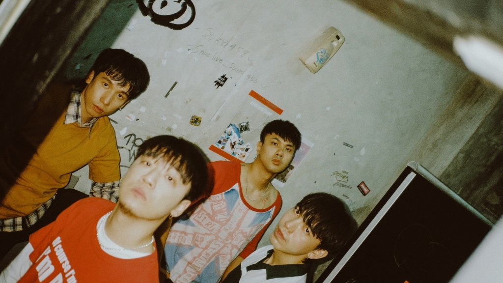 จาก ‘รักใครไม่ไหว’ สู่ ‘ยอมถอย’ บทสรุปดราม่ามัลติเวิร์สจาก Three Man Down ที่สะท้อนตัวตนวง และจุดเริ่มต้นของความฝัน