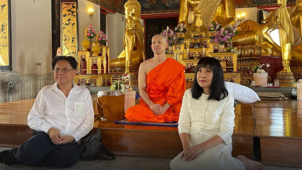 เต๋อ ฉันทวิชช์ อุปสมบทเรียบง่าย รับฉายาธรรม ‘ฉนฺทญาโณ’ โดยมีครอบครัวและใกล้ชิดร่วมอนุโมทนาบุญ