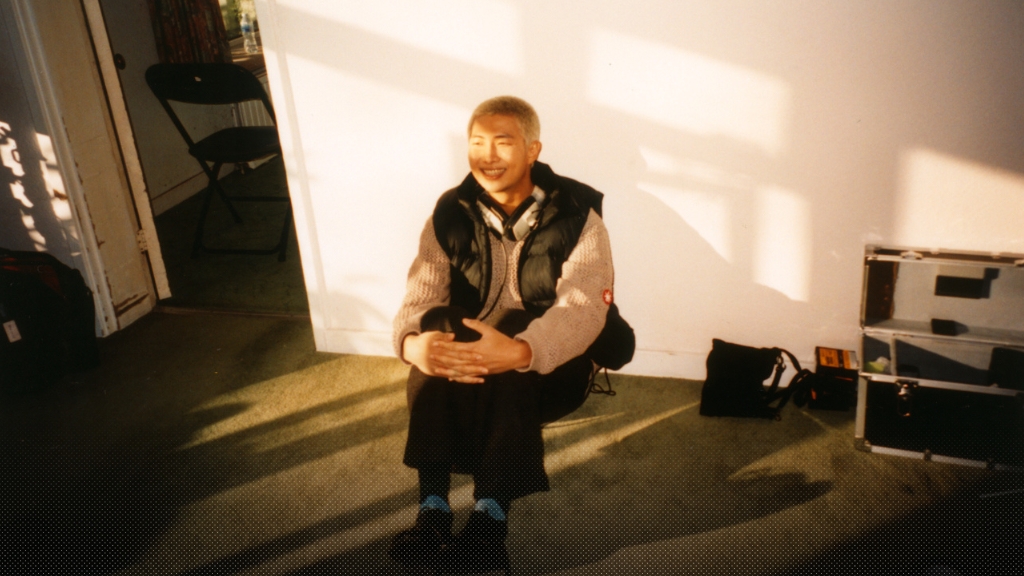 ‘RM: Right People, Wrong Place’ ภาพยนตร์สารคดีของ RM วง BTS เตรียมเข้าฉายพร้อมกันทั่วโลก 5 ธันวาคมนี้