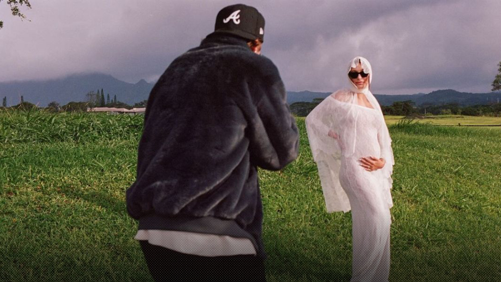 Justin และ Hailey Bieber ประกาศข่าวที่น่ายินดีว่า พวกเขากำลังจะมีทายาท