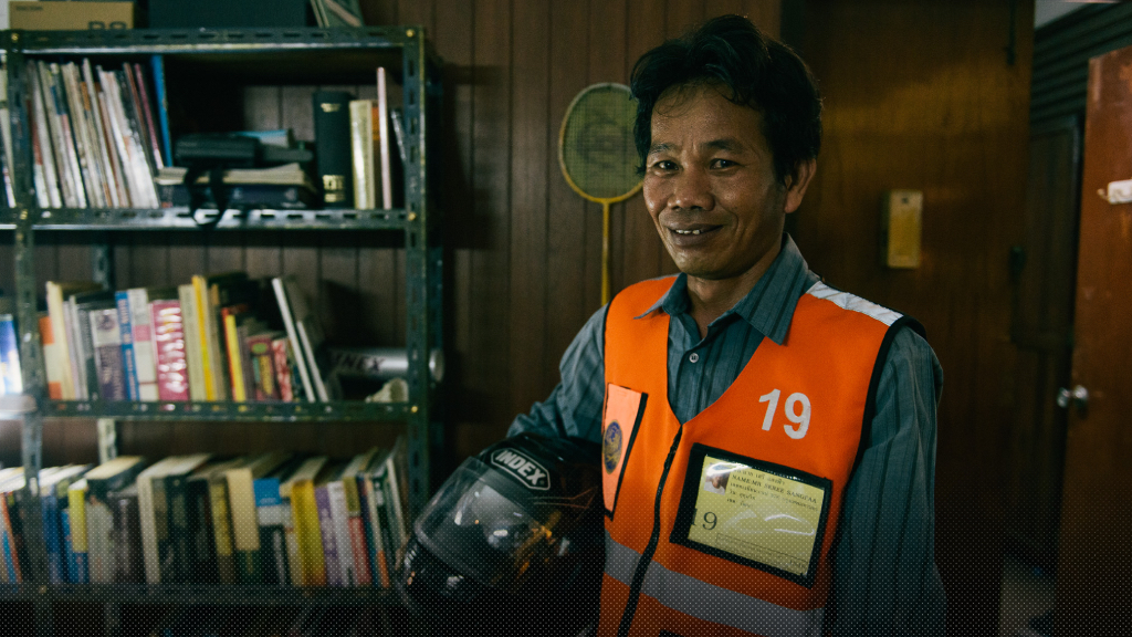 คอหนังร่วมไว้อาลัยแด่ เพชร สมเพ็ชร นักแสดงผู้รับบท ‘พี่สุชาติ’ วินมอเตอร์ไซค์ใน ฟรีแลนซ์ฯ เสียชีวิต