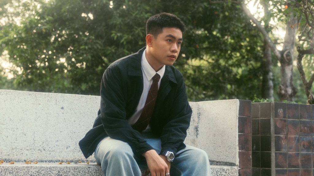 FRONC ศิลปินน้องใหม่จาก Kicks Records เปิดตัวซิงเกิลแรก ‘ร่องรอย’ ถ่ายทอดเรื่องรักที่ยังฝังลึกในหัวใจ