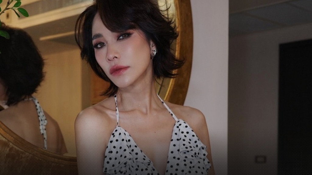 พลอย เฌอมาลย์ ลุคใหม่หุ่นแซ่บ-ผมสั้น แต่ไม่ถูกใจชาวเน็ตบอกผอมเกินไป