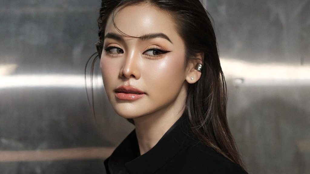 อิงฟ้า วราหะ เตรียมสวมบท ‘คุณบุญเลื่อง’ ใน ‘บุญเลื่อง (Lady Bee)’ การตีความฉบับใหม่ของ ‘จัน ดารา’