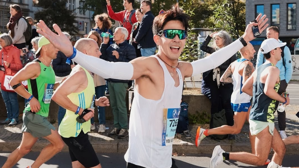 เต้ย พงศกร ตั้งเป้าเก็บ 6 เหรียญมาราธอนระดับโลกใน 3 ปี พร้อมย้ำไม่ทิ้งงานแสดง