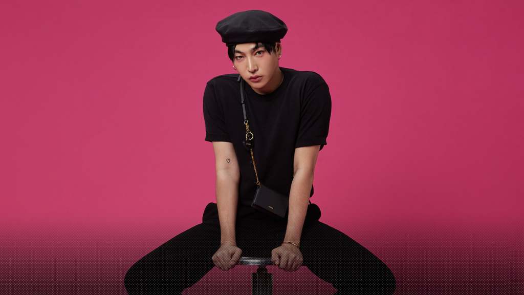 เป๊ก ผลิตโชค เปิดตัวคอลเล็กชันใหม่ของ ALYANA ฉลองครบรอบ 2 ปี วางจำหน่าย 25 ก.ค.นี้