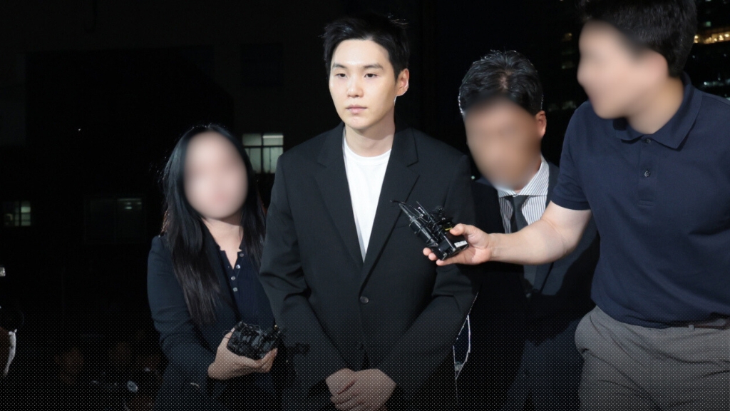 SUGA วง BTS ถูกศาลสั่งปรับ 15 ล้านวอน โทษฐานขับขี่สกู๊ตเตอร์ไฟฟ้าขณะมึนเมา