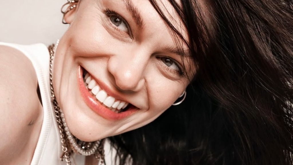 Jessie J ประกาศข่าวว่าเธอตรวจพบมะเร็งเต้านม พร้อมขอแฟน ๆ โอบกอดให้กำลังใจเธอ