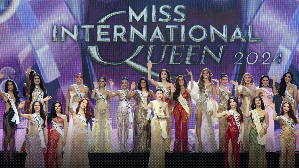 ปีใหม่ ศรุดา และผู้เข้าประกวด Miss International Queen 2024 โชว์เพอร์ฟอร์แมนซ์ในรอบพรีลิมฯ