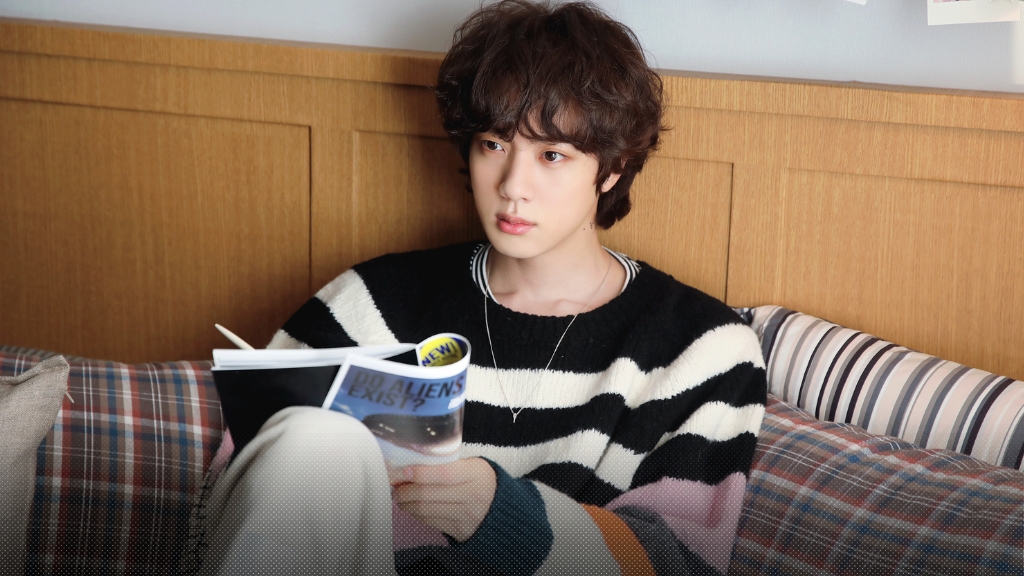 JIN วง BTS เตรียมปล่อยอัลบั้ม ‘Happy’ ที่ได้แรงบันดาลใจจากการค้นหาความสุขในชีวิต