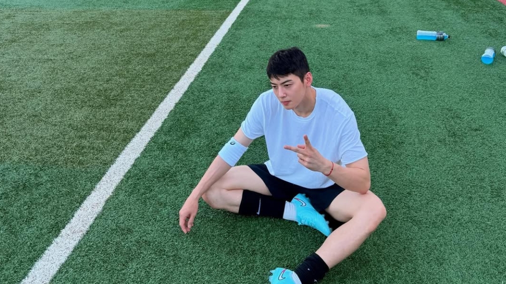 ชาอึนอู เตรียมเข้ากรม 28 กรกฎาคมนี้ พร้อมโพสต์ภาพลุคใหม่ผมสั้นก่อนรับใช้ชาติ