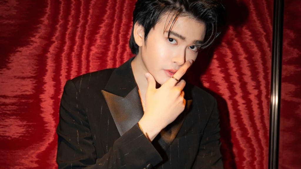 นนท์ ธนนท์ เปิดใจเรื่องความรักครั้งแรก หลังถูกจับตาภาพสาวข้างกายร่วมชมคอนเสิร์ต