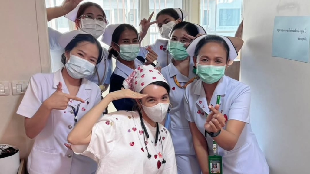 มี่สบายดีค่ะ ปาล์มมี่ อัปเดตชีวิตหลังพักงานร้องเพลงไปดูแลครอบครัวที่ป่วยหนัก