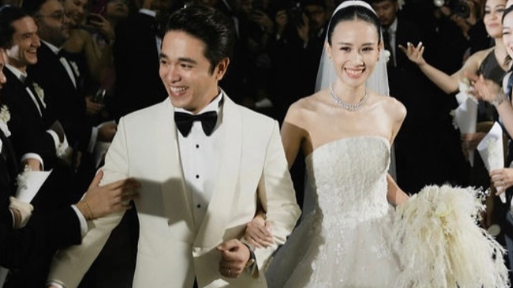 อเล็กซ์ เรนเดลล์ เผยภาพประทับใจจากงานวิวาห์กับแฟนสาว พร้อมขอบคุณสำหรับความรักและถ้อยคำยินดีจากทุกคน