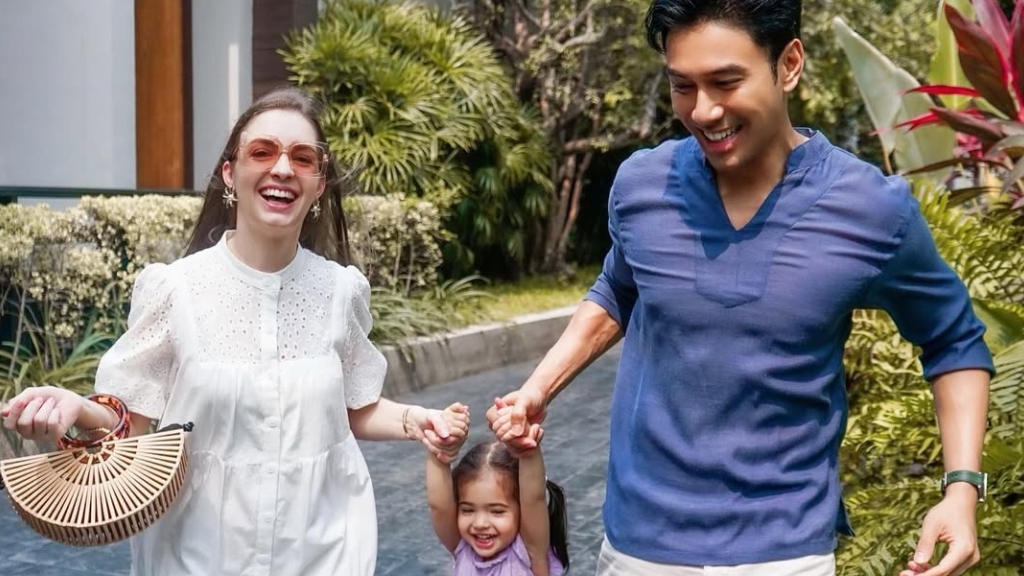 คิตตี้ คริสติน่า และ เอส กันตพงศ์ ยุติความสัมพันธ์ฉันสามีภรรยา แต่ยังเดินหน้าทำหน้าที่พ่อแม่ร่วมกันอย่างเต็มที่