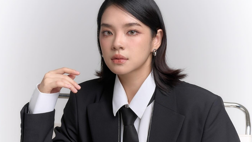 เฌอปราง อารีย์กุล ร่วมส่งเสียงสนับสนุนกฎหมายคุกคามทางเพศ ย้ำความสำคัญของการปกป้องทุกคน ทุกเพศ และการใช้สื่ออย่างเห็นใจผู้อื่น