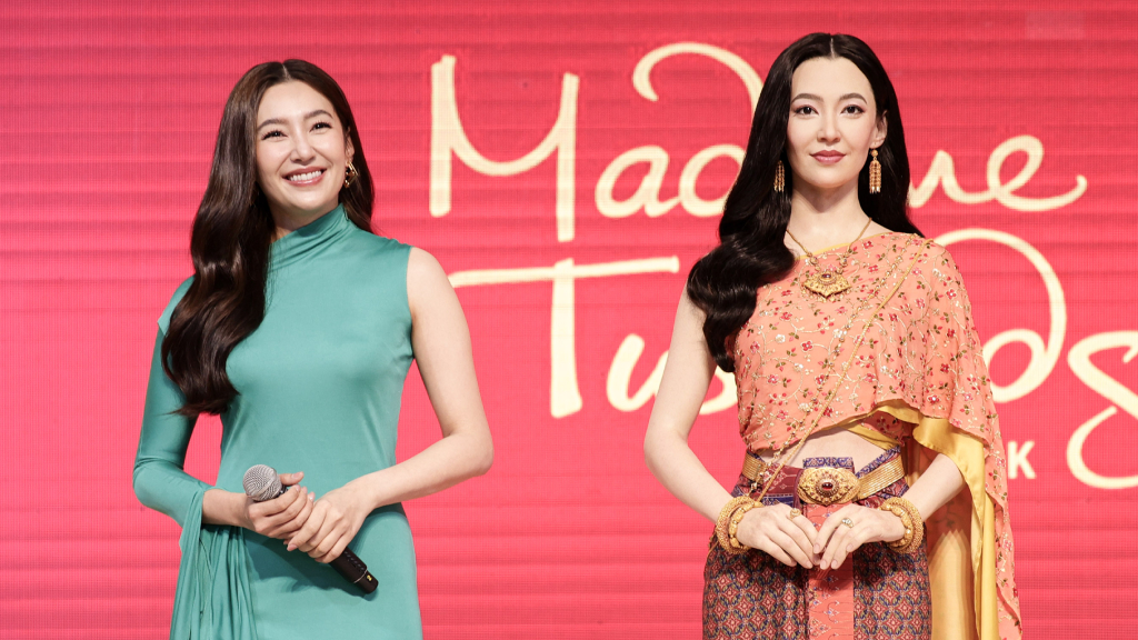 เบลล่า ราณี เป็นนักแสดงไทยคนล่าสุด ถูกหยิบคาแรกเตอร์มาปั้นเป็นหุ่นขี้ผึ้ง เพื่อจัดแสดงที่มาดาม ทุสโซ กรุงเทพฯ