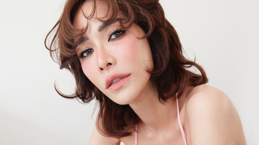 พลอย เฌอมาลย์ ขอเวลาทบทวนเรื่องราว หากพร้อมจะออกมาเล่าต้นเหตุข้อความถึง โต้ง ทูพี